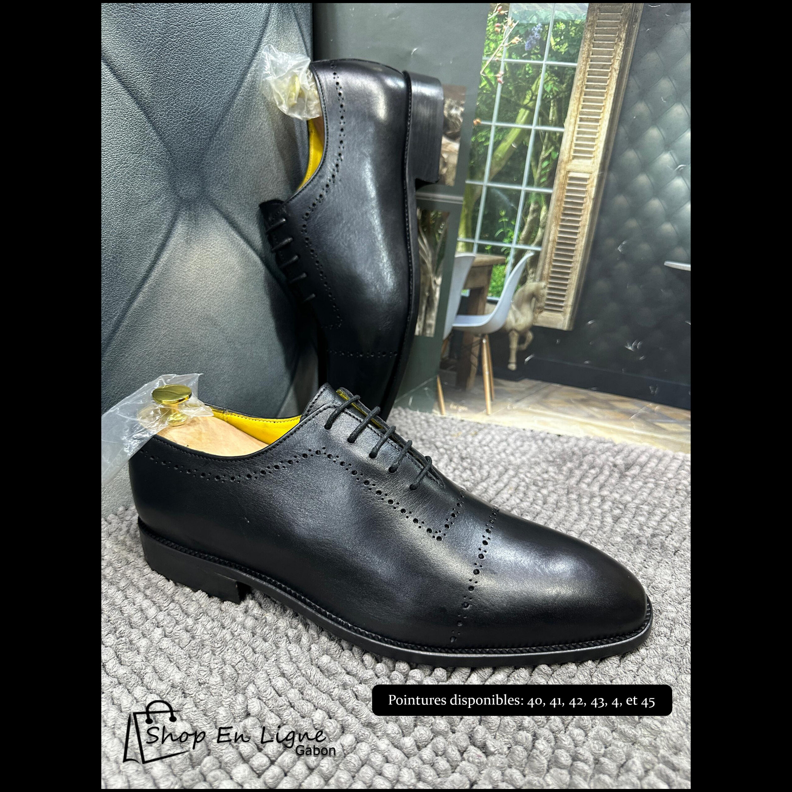 Chaussures Oxford Homme Noires à Motifs Perforés – Élégance Classique Premium